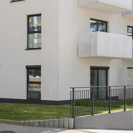 Family With Parking & Terrace By Renters Apartment Krakow